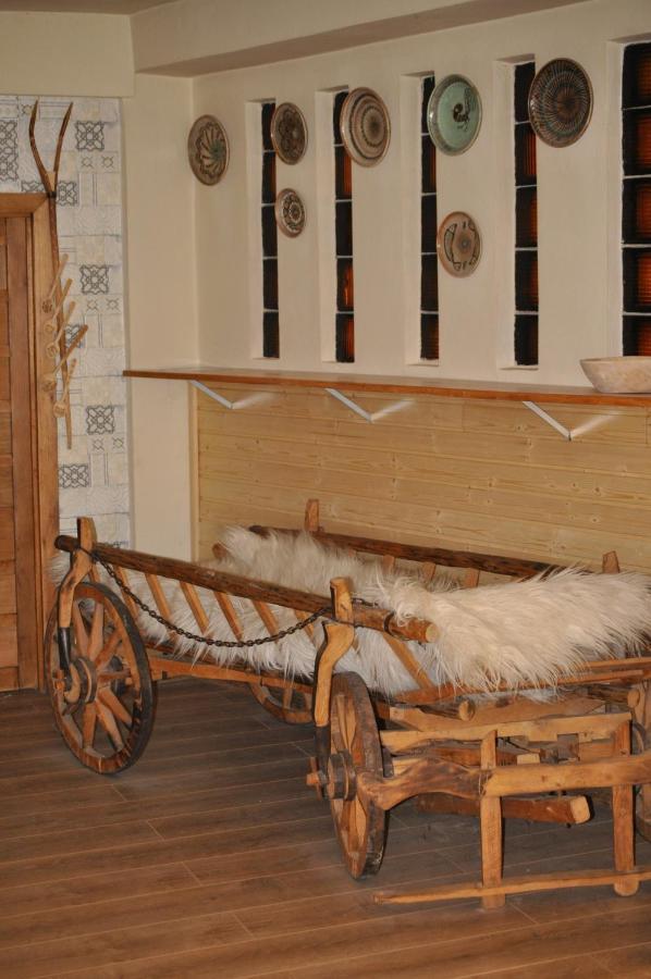 Casa Romaneasca Curtea de Argeş 外观 照片